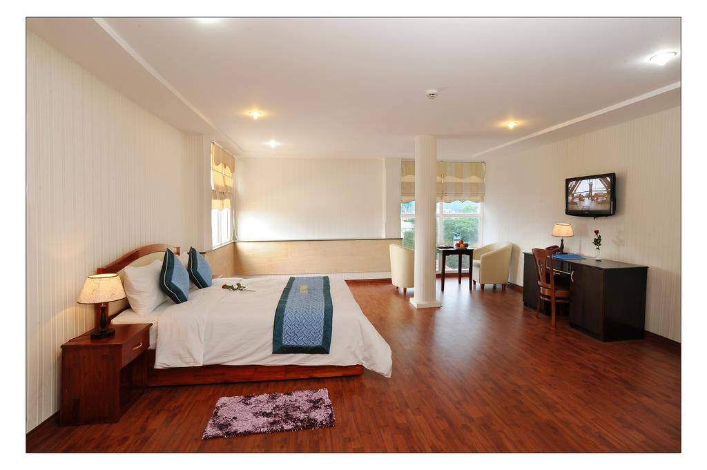 Song Thu Hotel Da Nang Esterno foto