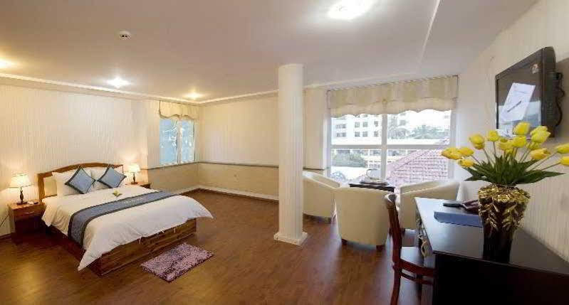 Song Thu Hotel Da Nang Esterno foto